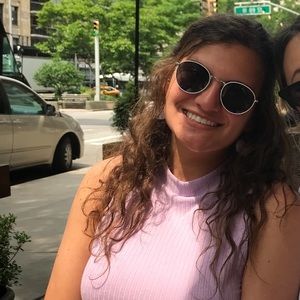 Meet your Posher, Shelby